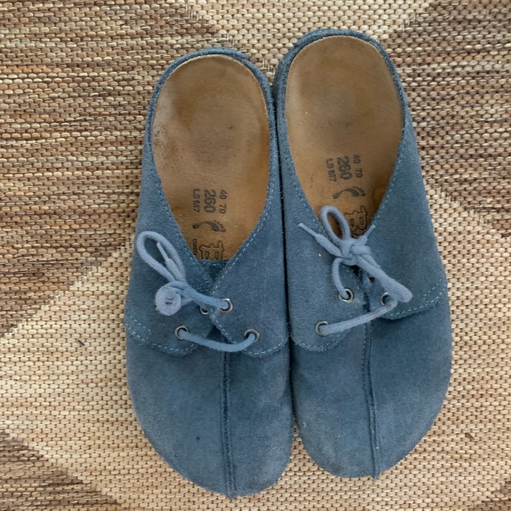 Birkis Birkenstock clogs, blue suede with laces, size 40 or women’s 9